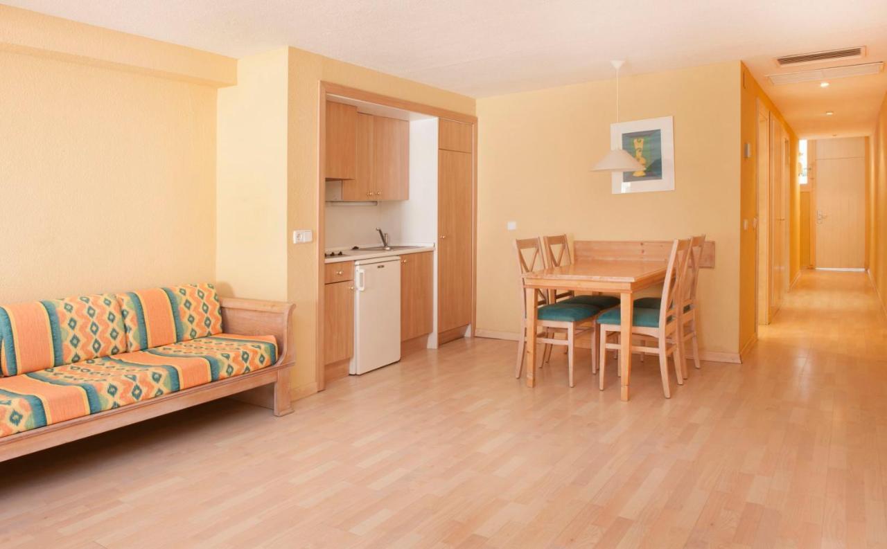 Iberostar Waves Ciudad Blanca Hotel Alcudia  Ngoại thất bức ảnh