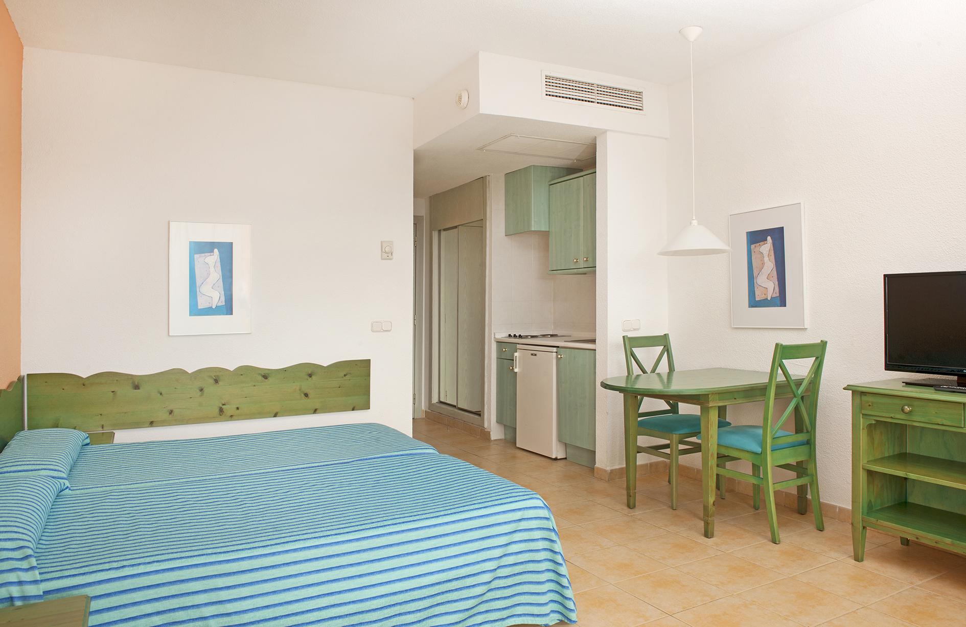Iberostar Waves Ciudad Blanca Hotel Alcudia  Ngoại thất bức ảnh