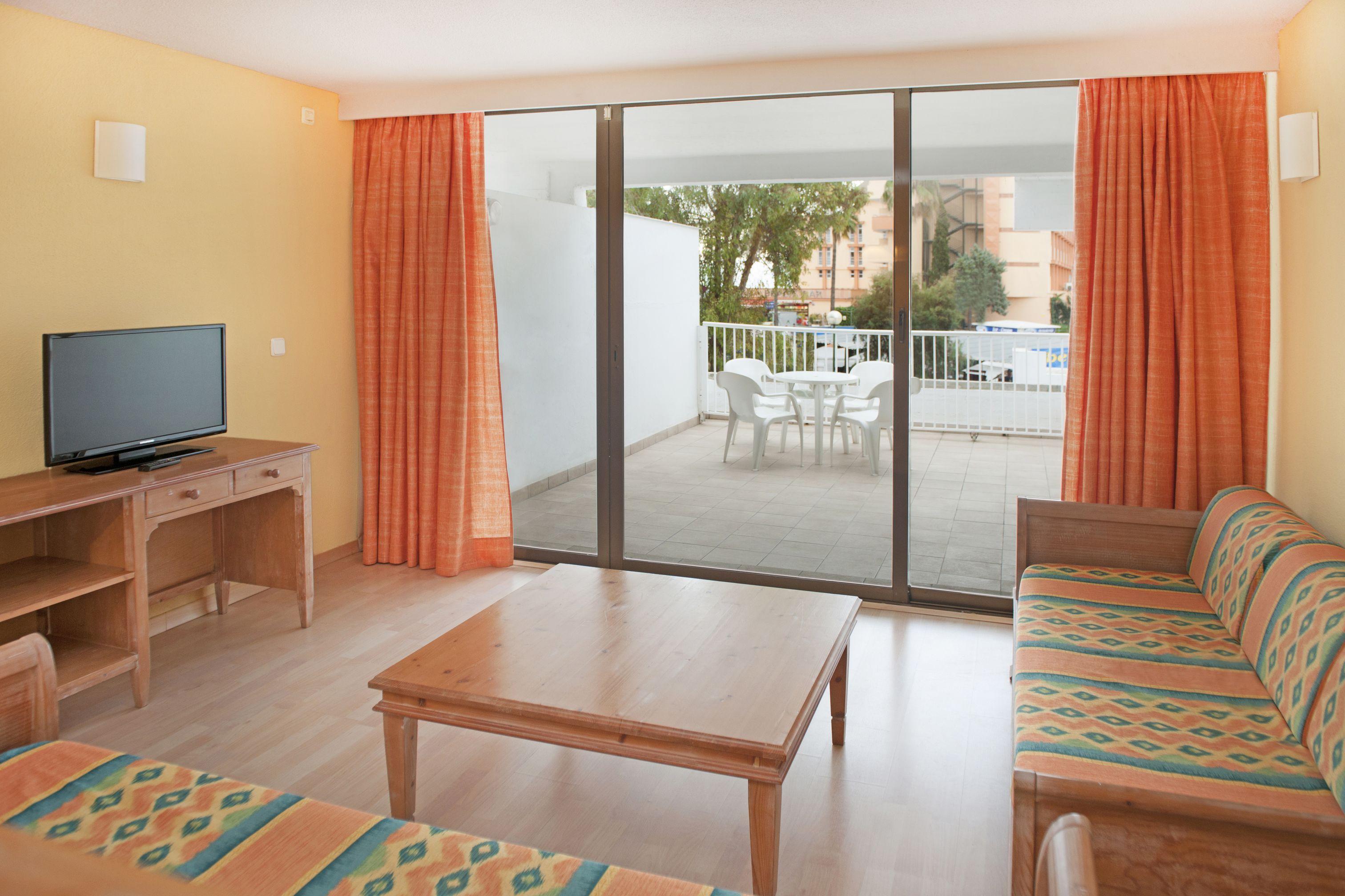 Iberostar Waves Ciudad Blanca Hotel Alcudia  Ngoại thất bức ảnh