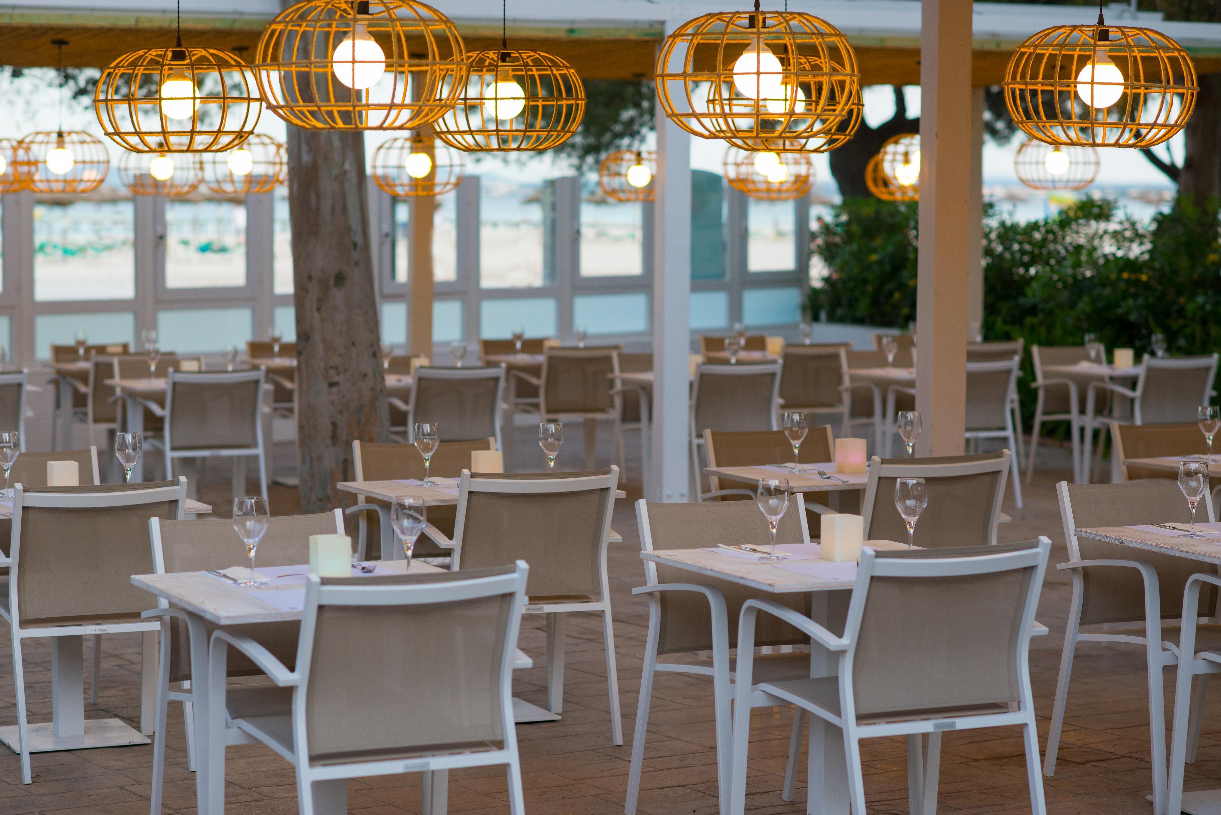 Iberostar Waves Ciudad Blanca Hotel Alcudia  Ngoại thất bức ảnh