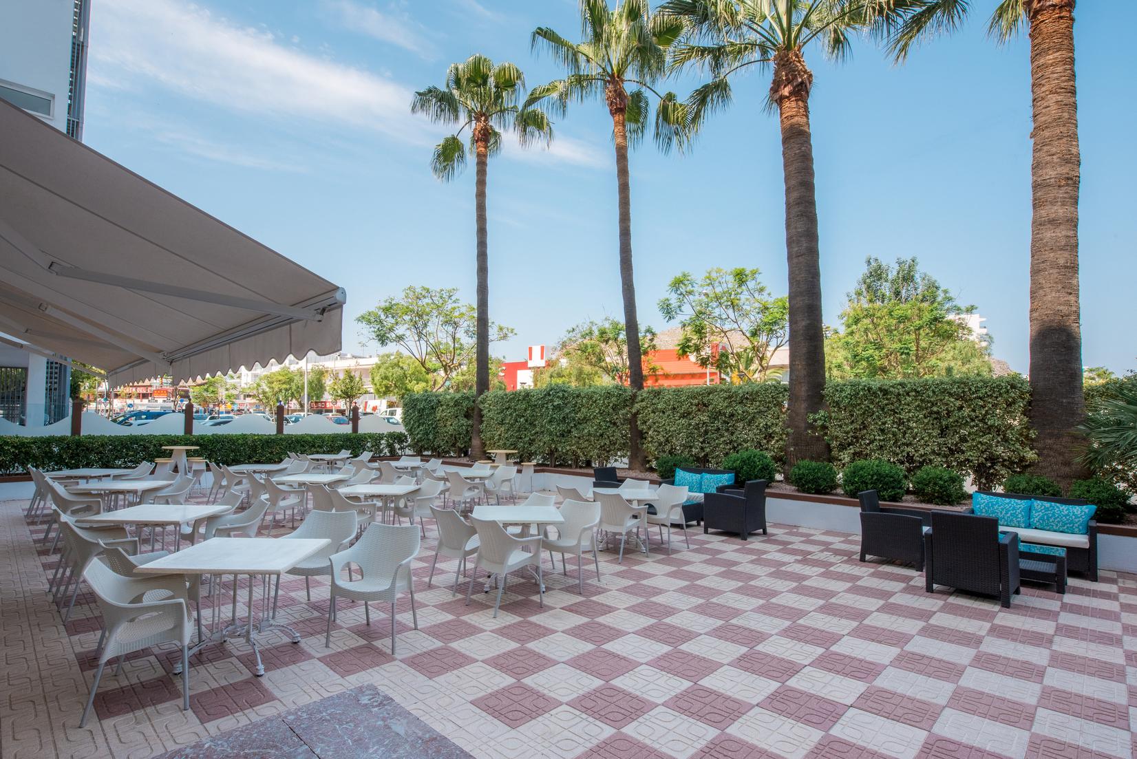 Iberostar Waves Ciudad Blanca Hotel Alcudia  Ngoại thất bức ảnh