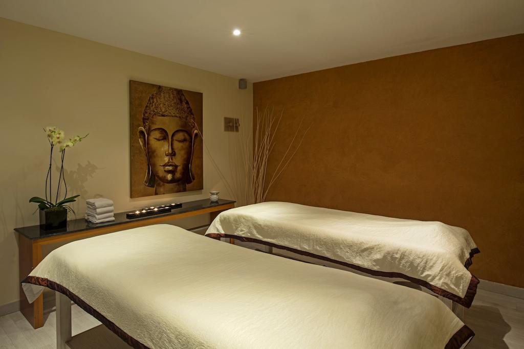 Iberostar Waves Ciudad Blanca Hotel Alcudia  Ngoại thất bức ảnh